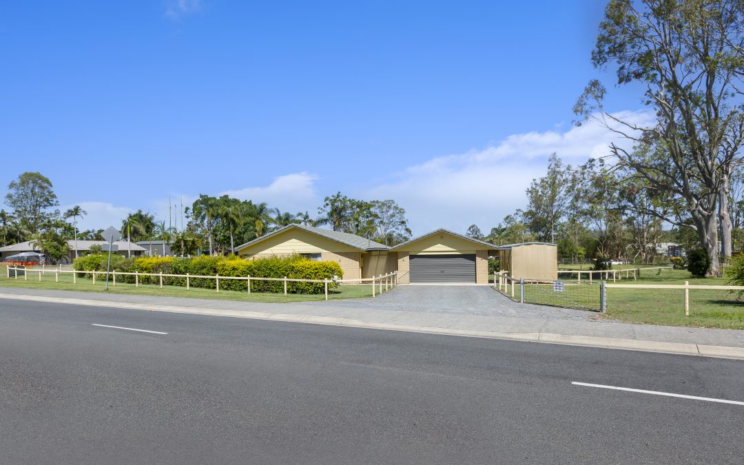 42 Riversdale Road, Oxenford  QLD  4210